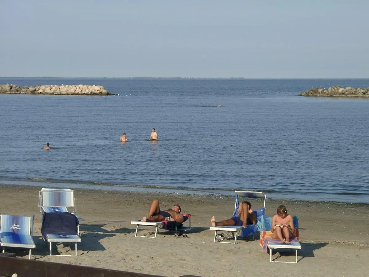 Appartamenti Ponente Lido delle Nazioni 0*,  Itália